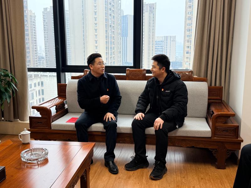 情暖双节 心系一线——市国资党工委开展双节前走访慰问活动